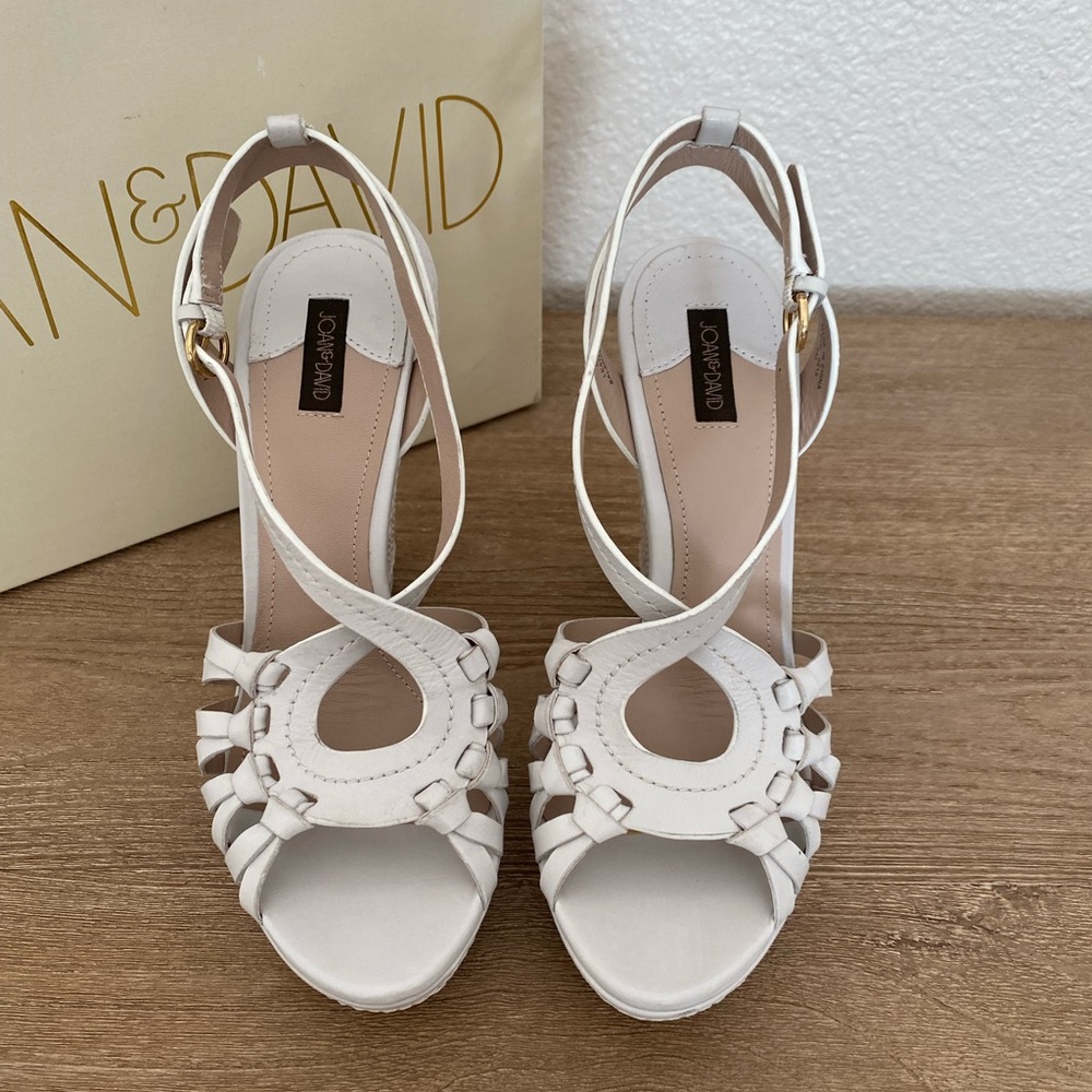 Joan & David • Wedges • Size 6